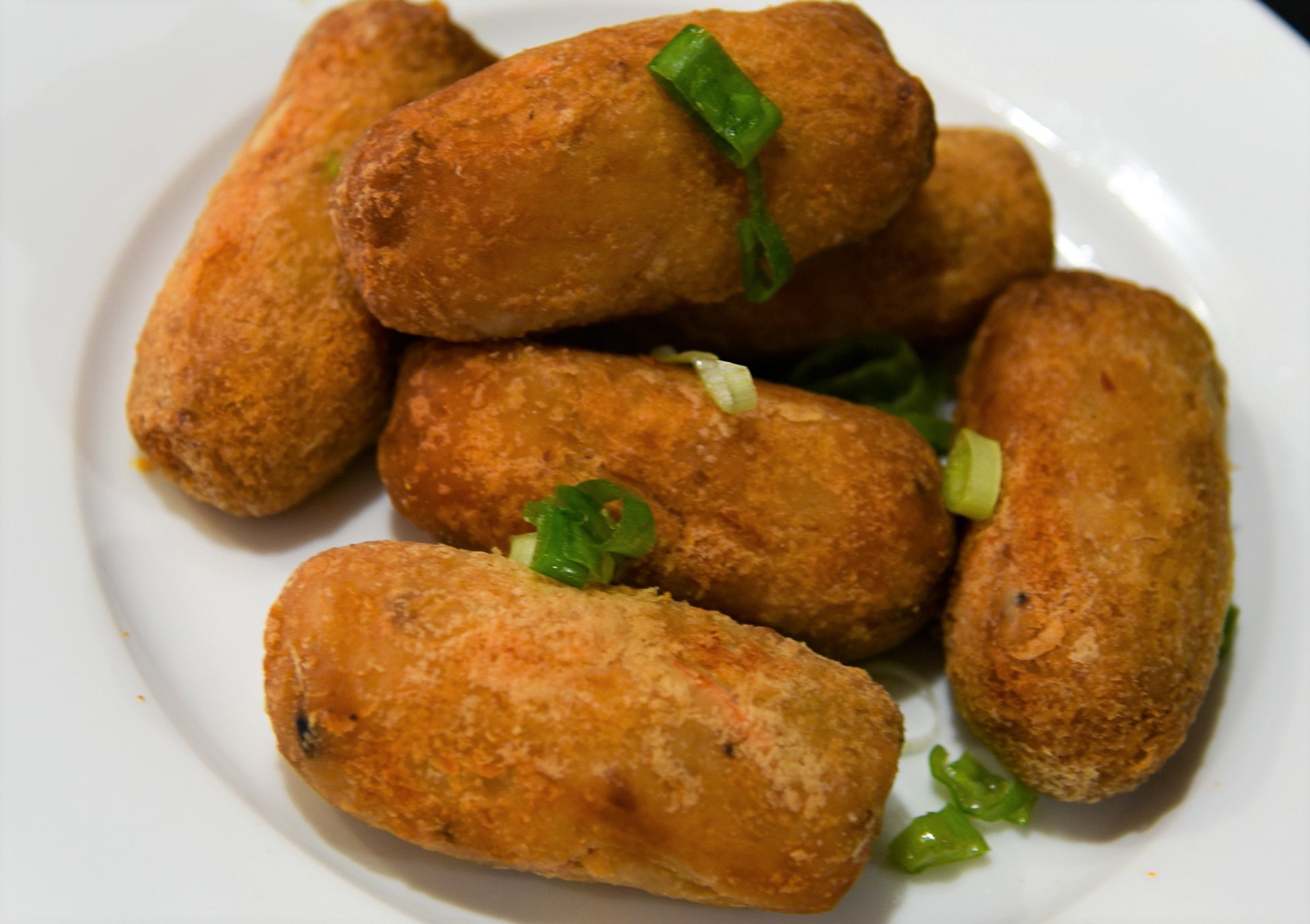Guyanese saltfish cake with cassava and potato – 6 pcs
